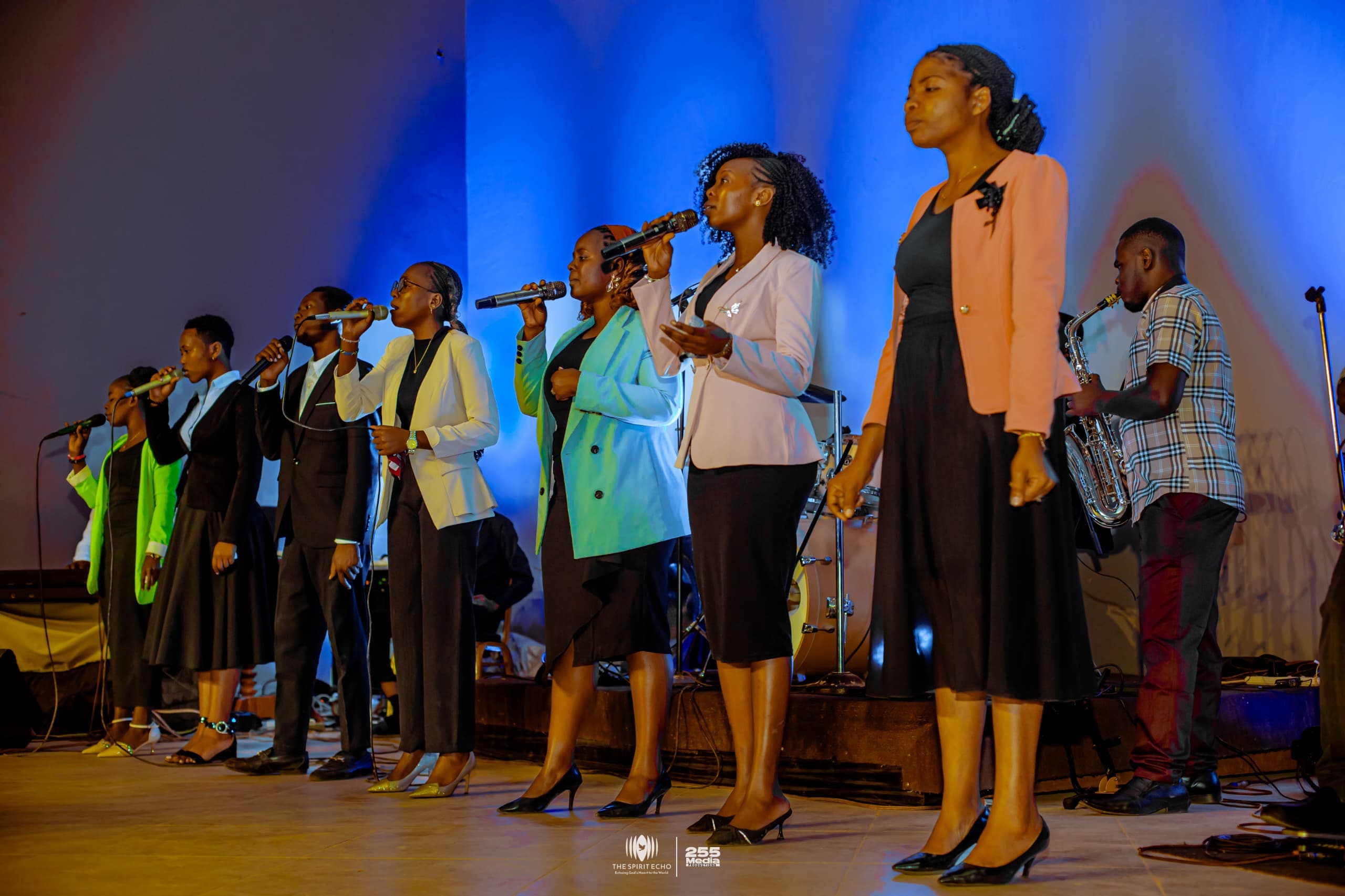 The worship team in full voice